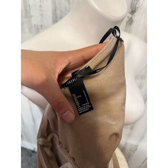 Velvet crop top - Picture 2 of 9